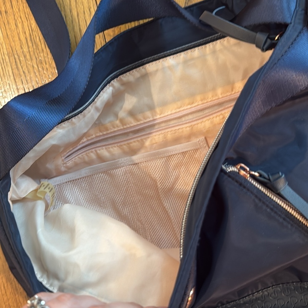 CALIA by Carrie Underwood Navy Women’s Gym / Training Bag — OS EUC - Picture 3 of 5